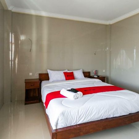 เรดดอร์ซ เนียร์ ปารังตริติส บีช Hotel ปารังตรีติส ภายนอก รูปภาพ