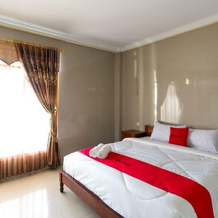 เรดดอร์ซ เนียร์ ปารังตริติส บีช Hotel ปารังตรีติส ภายนอก รูปภาพ