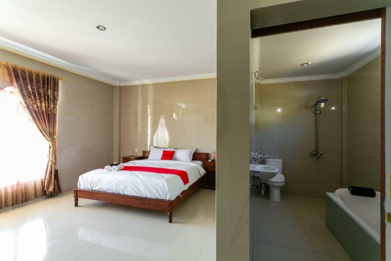 เรดดอร์ซ เนียร์ ปารังตริติส บีช Hotel ปารังตรีติส ภายนอก รูปภาพ